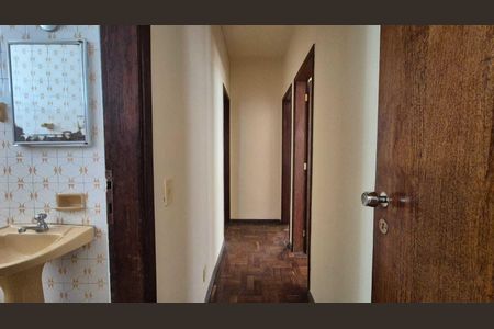 Apartamento à venda com 100m², 3 quartos e sem vagaCorredor