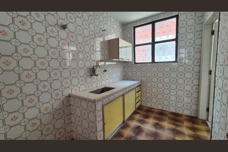 Cozinha de apartamento à venda com 3 quartos, 100m² em São Lucas, Belo Horizonte