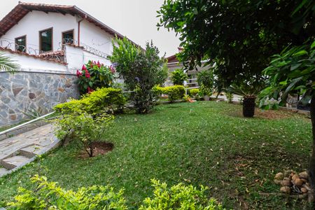 Casa à venda com 193m², 4 quartos e 4 vagasJardim