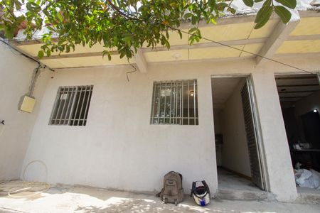 Casa de condomínio para alugar com 28m², 1 quarto e 1 vagaFachada