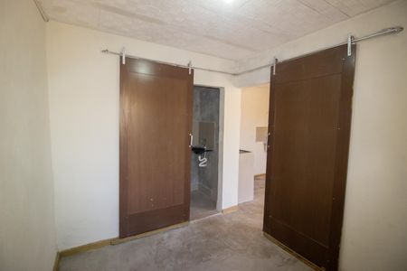 Quarto de casa de condomínio para alugar com 1 quarto, 28m² em Jardim Laguna, Contagem