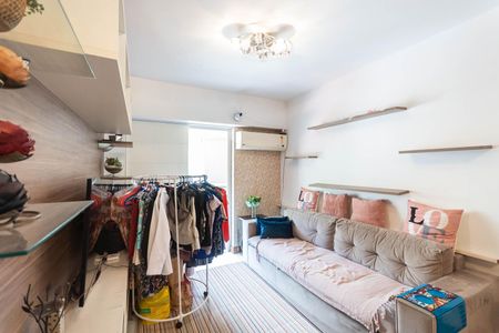 Apartamento à venda com 70m², 2 quartos e 1 vagaSala