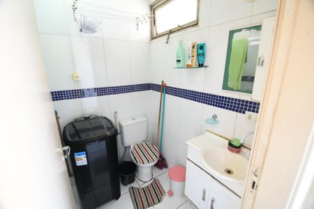 Banheiro de kitnet/studio para alugar com 1 quarto, 27m² em Centro, Campinas