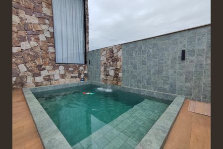 Casa de condomínio à venda com 560m², 4 quartos e 1 vaga Casa de condomínio à venda com 560m², 4 quartos e 1 vagaVaranda Sala