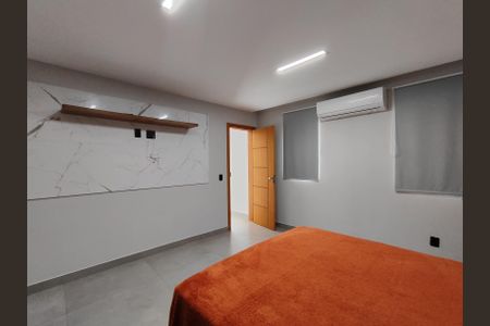 Casa de condomínio à venda com 560m², 4 quartos e 1 vaga Casa de condomínio à venda com 560m², 4 quartos e 1 vagaSuíte 4
