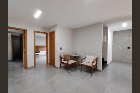 Casa de condomínio à venda com 560m², 4 quartos e 1 vaga Casa de condomínio à venda com 560m², 4 quartos e 1 vagaSala 2