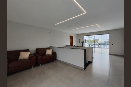 Casa de condomínio à venda com 560m², 4 quartos e 1 vaga Casa de condomínio à venda com 560m², 4 quartos e 1 vagaSala 2