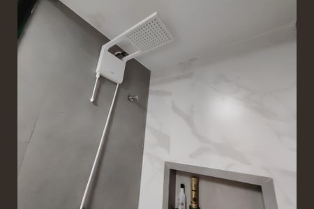 Casa de condomínio à venda com 560m², 4 quartos e 1 vaga Casa de condomínio à venda com 560m², 4 quartos e 1 vagaBanheiro Social