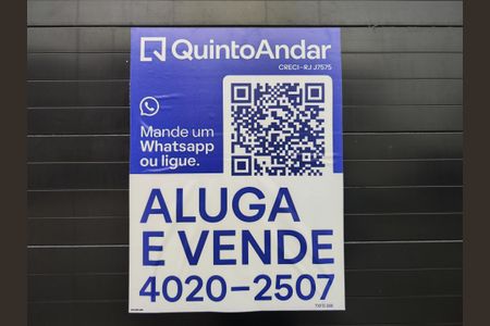 Casa de condomínio à venda com 560m², 4 quartos e 1 vaga Casa de condomínio à venda com 560m², 4 quartos e 1 vagaPlaquinha
