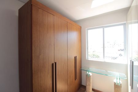 Apartamento para alugar com 60m², 2 quartos e 1 vagaQuarto