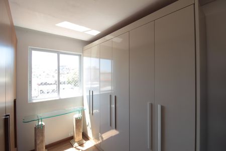 Apartamento para alugar com 60m², 2 quartos e 1 vagaQuarto