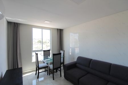 Sala de apartamento para alugar com 2 quartos, 60m² em Santa Terezinha, Belo Horizonte