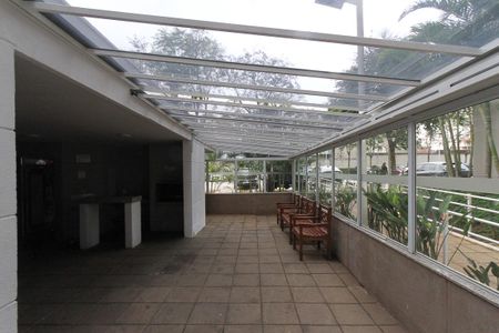 Apartamento à venda com 45m², 2 quartos e 1 vagaÁrea comum - Churrasqueira