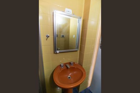 Apartamento à venda com 65m², 2 quartos e 1 vaga Apartamento à venda com 65m², 2 quartos e 1 vagaBanheiro