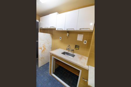 Apartamento à venda com 65m², 2 quartos e 1 vaga Apartamento à venda com 65m², 2 quartos e 1 vagaCozinha e Área de Serviço