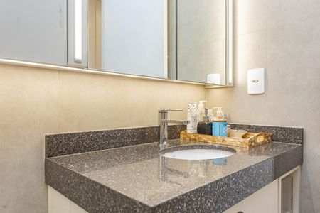 Apartamento à venda com 94m², 3 quartos e 2 vagasBanheiro da Suíte