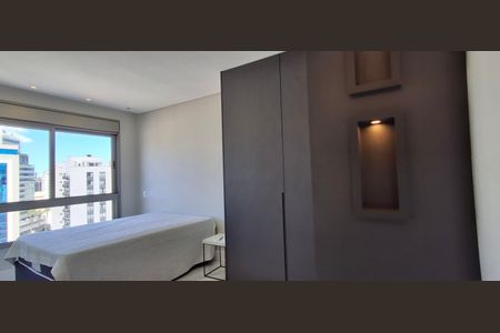 Suíte 1 de apartamento para alugar com 3 quartos, 145m² em Centro, Florianópolis