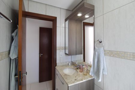 Apartamento para alugar com 145m², 3 quartos e 2 vagasBanheiro da Suíte 1