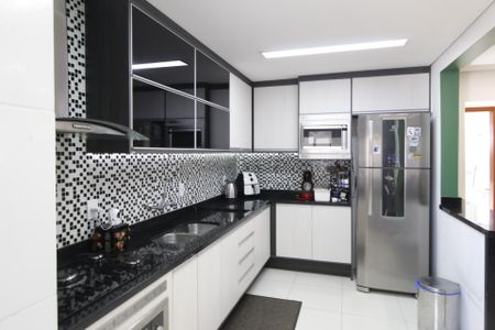 Apartamento para alugar com 145m², 3 quartos e 2 vagasCozinha