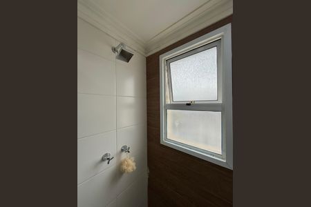 Apartamento à venda com 71m², 2 quartos e 2 vagasBanheiro da Suíte