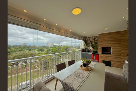 Apartamento à venda com 71m², 2 quartos e 2 vagasVaranda