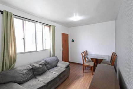 Sala de apartamento para alugar com 2 quartos, 50m² em Arvoredo Ii, Contagem