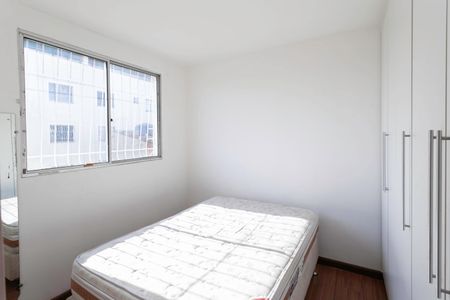 Quarto 1 de apartamento para alugar com 2 quartos, 50m² em Arvoredo Ii, Contagem