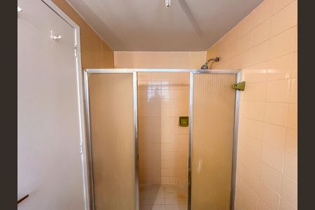 Apartamento à venda com 80m², 2 quartos e 1 vaga Apartamento à venda com 80m², 2 quartos e 1 vagaBanheiro da Suíte 1