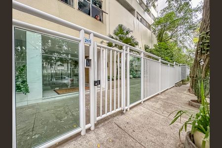 Apartamento à venda com 80m², 2 quartos e 1 vaga Apartamento à venda com 80m², 2 quartos e 1 vagaFachada do Prédio