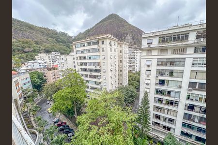 Apartamento à venda com 80m², 2 quartos e 1 vaga Apartamento à venda com 80m², 2 quartos e 1 vagaVaranda da Suíte 1