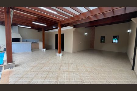 Casa à venda com 407m², 5 quartos e 4 vagas