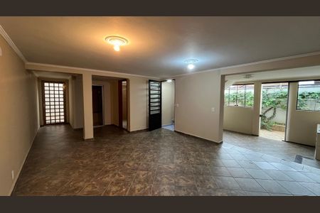 Casa à venda com 407m², 5 quartos e 4 vagas