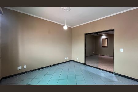 Casa à venda com 407m², 5 quartos e 4 vagas