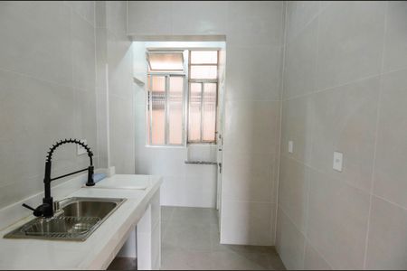 Apartamento à venda com 58m², 2 quartos e sem vagaCozinha