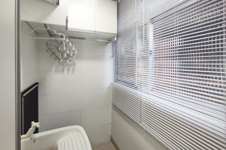 Apartamento para alugar com 60m², 3 quartos e sem vagaÁrea de Serviço