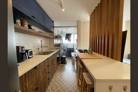 Apartamento à venda com 60m², 2 quartos e 1 vaga Apartamento à venda com 60m², 2 quartos e 1 vagaCozinha