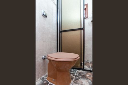 Casa à venda com 350m², 4 quartos e 4 vagasBanheiro da Suíte 4