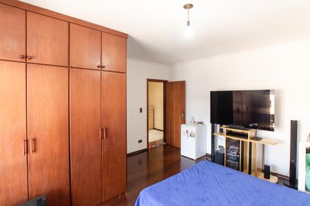 Casa à venda com 350m², 4 quartos e 4 vagasSuíte 3