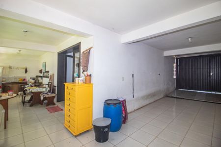 Casa à venda com 113m², 4 quartos e 2 vagas Casa à venda com 113m², 4 quartos e 2 vagasGaragem