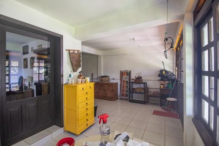 Casa à venda com 113m², 4 quartos e 2 vagas Casa à venda com 113m², 4 quartos e 2 vagasÁrea comum - Churrasqueira