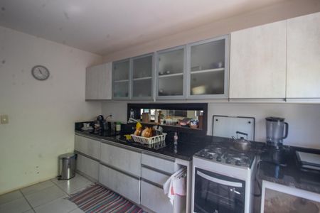 Casa à venda com 113m², 4 quartos e 2 vagas Casa à venda com 113m², 4 quartos e 2 vagasCozinha