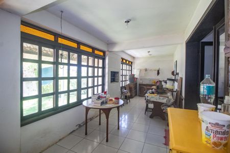 Casa à venda com 113m², 4 quartos e 2 vagas Casa à venda com 113m², 4 quartos e 2 vagasÁrea comum
