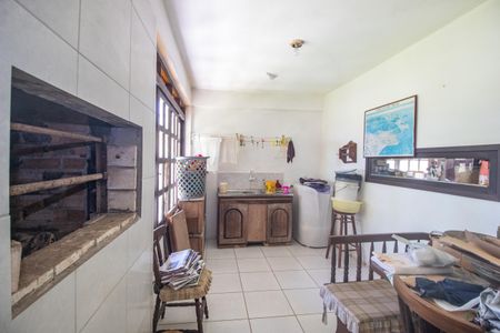 Casa à venda com 113m², 4 quartos e 2 vagas Casa à venda com 113m², 4 quartos e 2 vagasÁrea comum - Churrasqueira