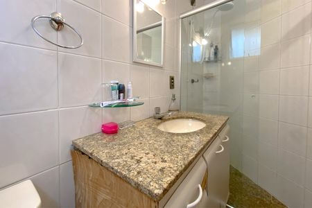 Apartamento à venda com 78m², 3 quartos e 1 vagaBanheiro da Suíte 1