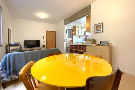 Apartamento à venda com 78m², 3 quartos e 1 vagaSala 