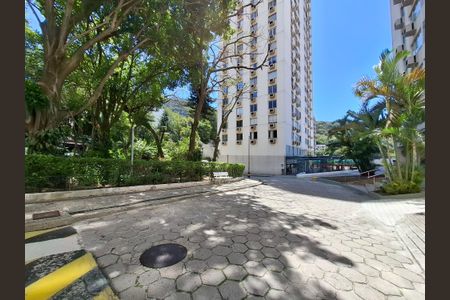 Apartamento à venda com 80m², 3 quartos e 1 vagaÁrea comum