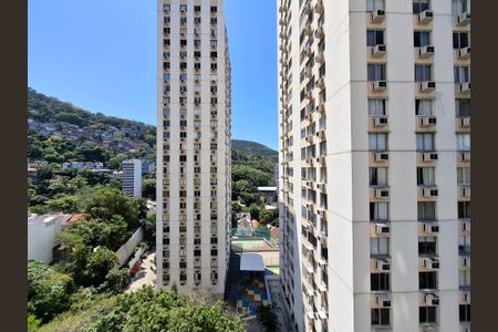 Vista da sala de apartamento à venda com 3 quartos, 80m² em Laranjeiras, Rio de Janeiro