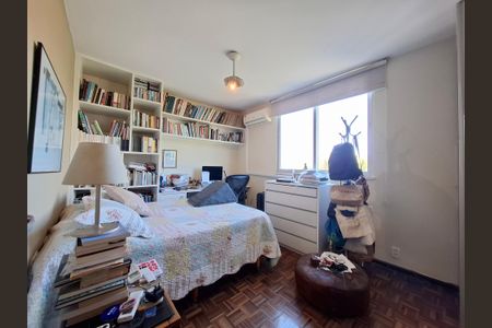 Quarto 2 de apartamento à venda com 3 quartos, 80m² em Laranjeiras, Rio de Janeiro