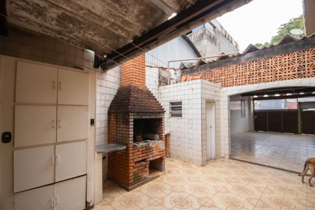 Casa para alugar com 180m², 2 quartos e 8 vagasChurrasqueira