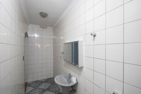 Casa para alugar com 180m², 2 quartos e 8 vagasBanheiro da Suíte